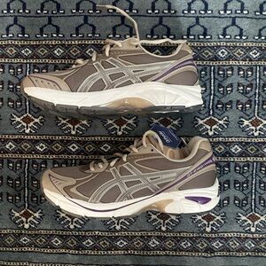 Women’s ASICS GT-2160 - NWT